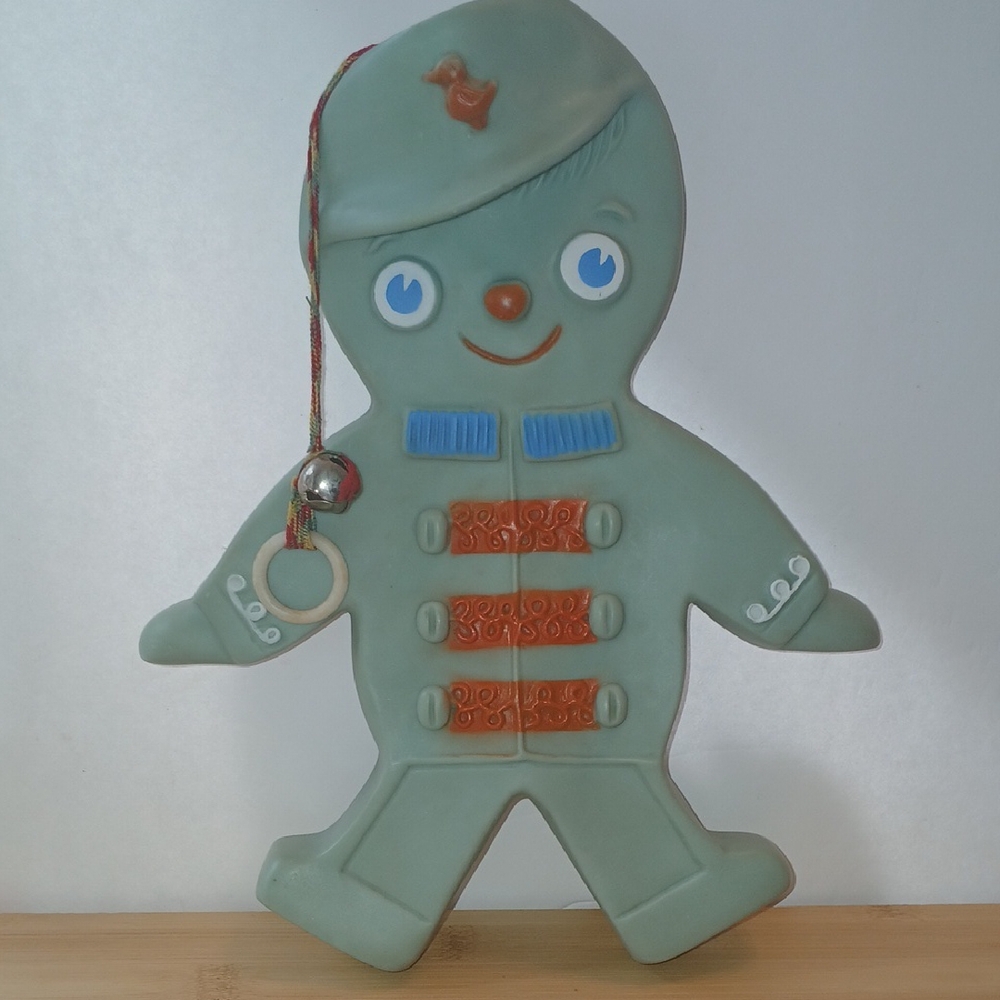 Dreamland Creation Vintage Hard Plastic Toy Does Not Squeak 1963